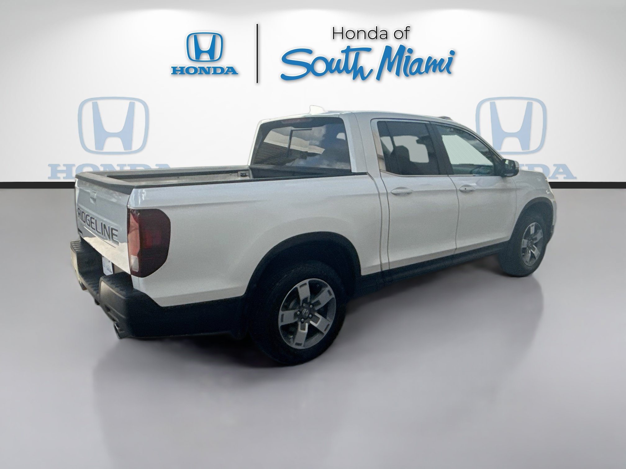 Certified 2025 Honda Ridgeline RTL image 7