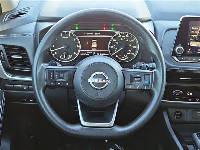 Used 2024 Nissan Rogue SV FWD image 13