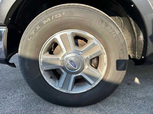 Used 2006 Ford F150 XLT image 14