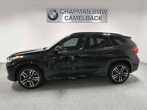 Used 2025 BMW X1 xDrive28i w/ M Sport Package AWD/4WD image 3
