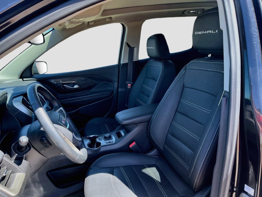 Used 2024 GMC Terrain Denali w/ Black Diamond Edition AWD/4WD image 21