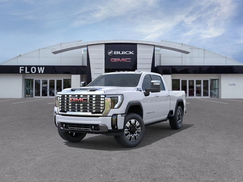 New 2026 GMC Sierra 2500 Denali w/ Denali Reserve Package image 8