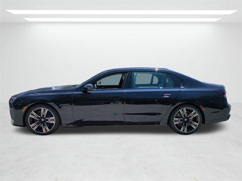 New 2025 BMW 760i xDrive image 7