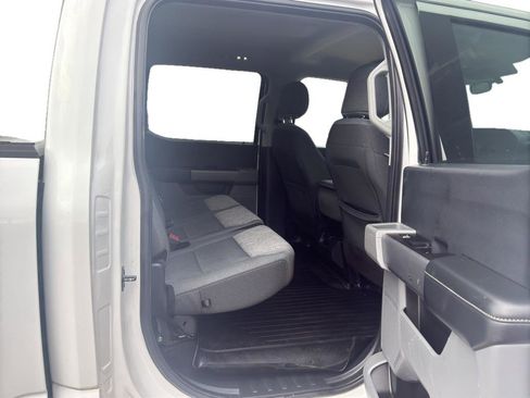 Used 2021 Ford F150 XLT image 8