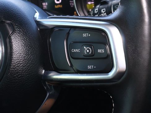 Used 2022 Jeep Wrangler Unlimited Sahara w/ Cold Weather Group image 26