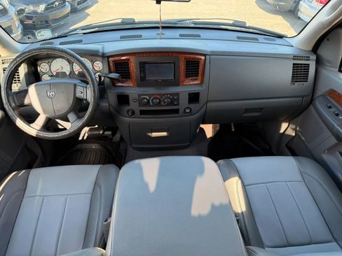 Used 2006 Dodge Ram 2500 Truck SLT image 13