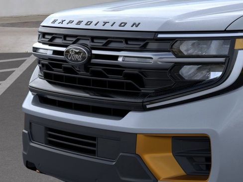 New 2026 Ford Expedition Tremor image 17