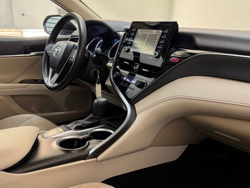 Used 2024 Toyota Camry LE image 23