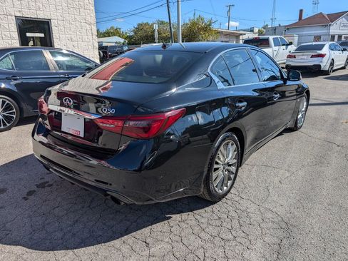 Used 2018 INFINITI Q50 Luxe w/ Essential Package (3.0T Luxe) image 6
