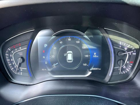 Used 2020 Hyundai Santa Fe Limited image 25