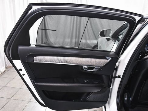 Used 2023 Volvo S90 B6 Ultimate w/ Protection Package image 11