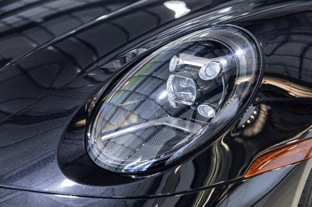 Used 2020 Porsche 911 Carrera 4S AWD/4WD image 18