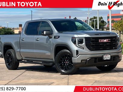 Used 2026 GMC Sierra 1500 Elevation w/ Elevation Premium Package