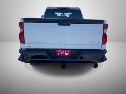 Used 2022 Chevrolet Silverado 2500 Custom w/ Gooseneck/5TH Wheel Package AWD/4WD image 4