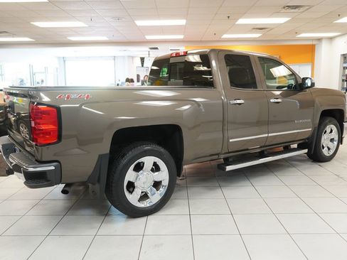 Used 2014 Chevrolet Silverado 1500 LTZ AWD/4WD image 11