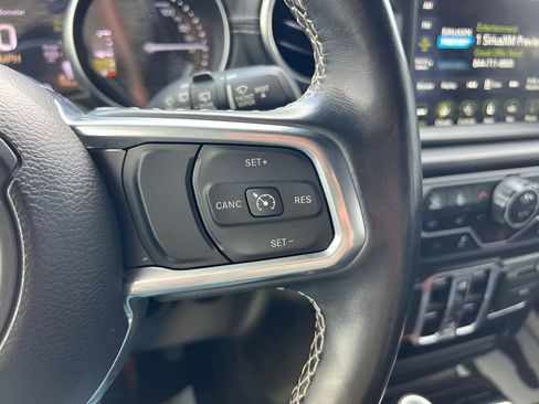 Used 2022 Jeep Wrangler Unlimited Sahara w/ Cold Weather Group image 35