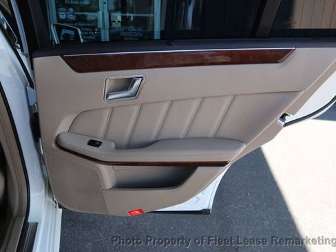 Used 2013 Mercedes-Benz E 350 4MATIC Wagon w/ Premium 2 Pkg image 22