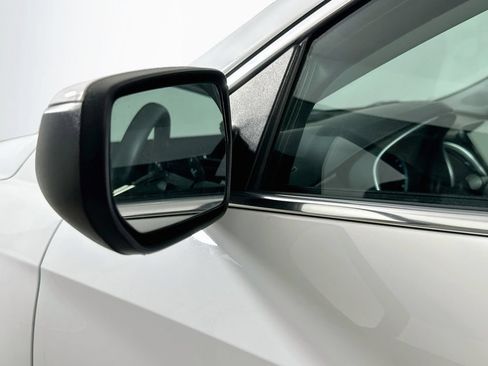 Used 2024 Chevrolet Malibu LT FWD image 36