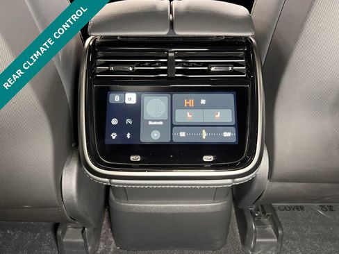 Used 2024 Rivian R1S Adventure image 11