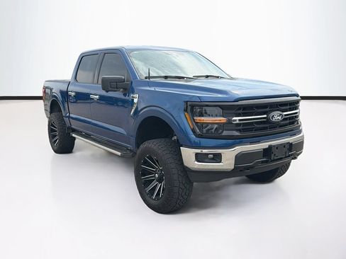 Used 2024 Ford F150 XLT AWD/4WD image 3