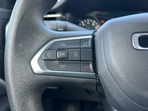 Used 2025 Jeep Compass Sport AWD/4WD image 19