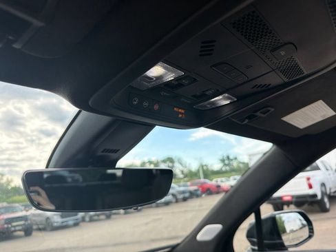 Used 2022 Cadillac XT6 Premium Luxury w/ Platinum Package AWD/4WD image 27