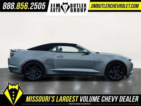 Used 2023 Chevrolet Camaro LT w/ RS Package image 5