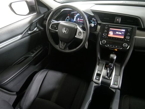 Used 2020 Honda Civic LX image 9
