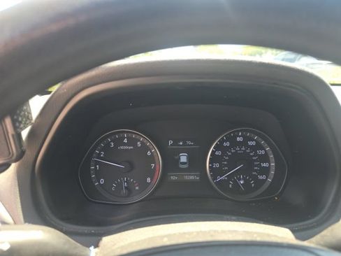 Used 2020 Hyundai Elantra GT FWD image 12