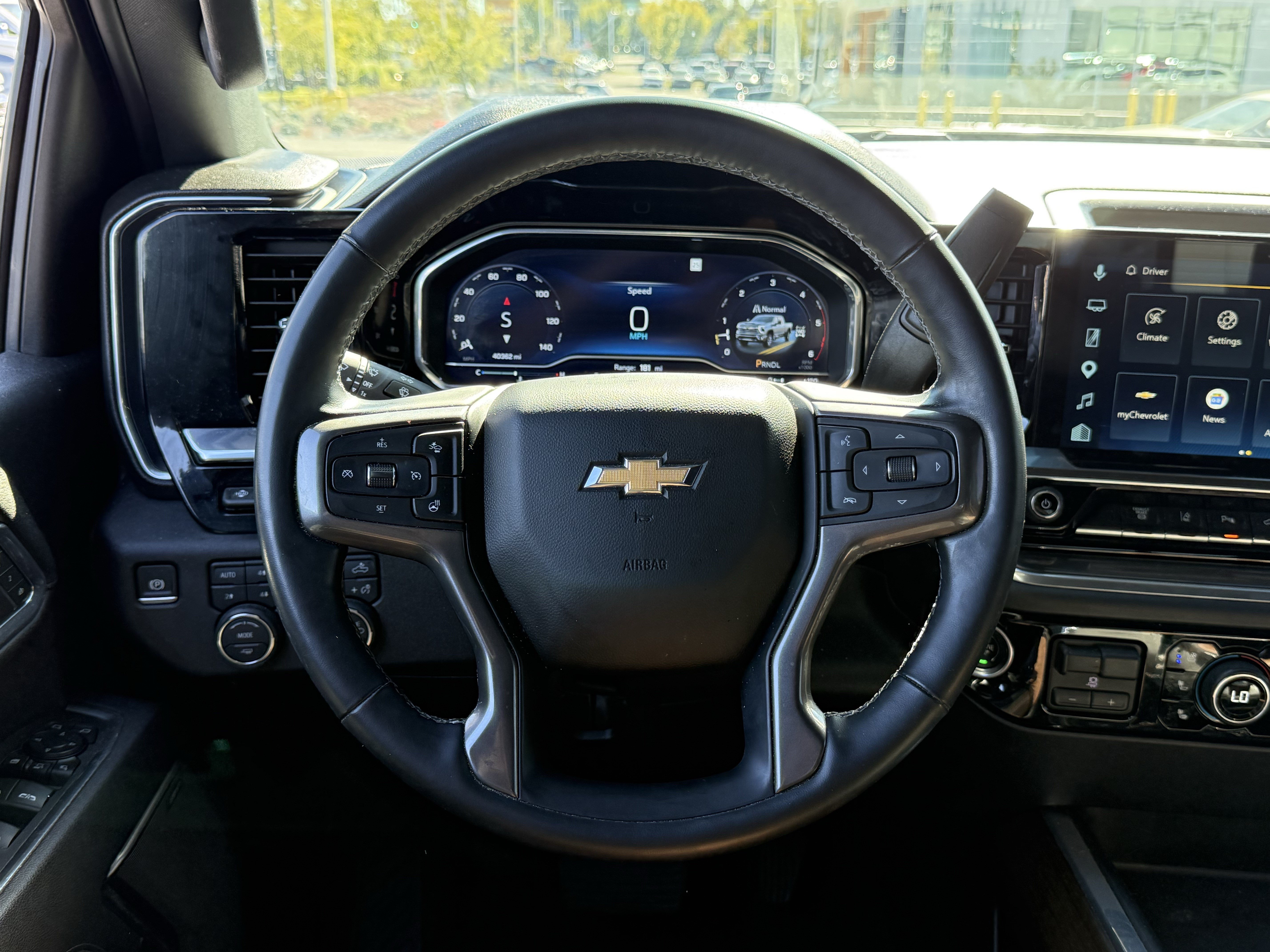 Used 2025 Chevrolet Silverado 3500 High Country w/ High Country Premium Package AWD/4WD image 6