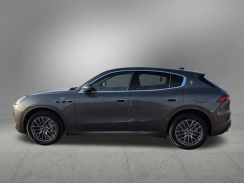 Used 2024 Maserati Grecale GT image 3