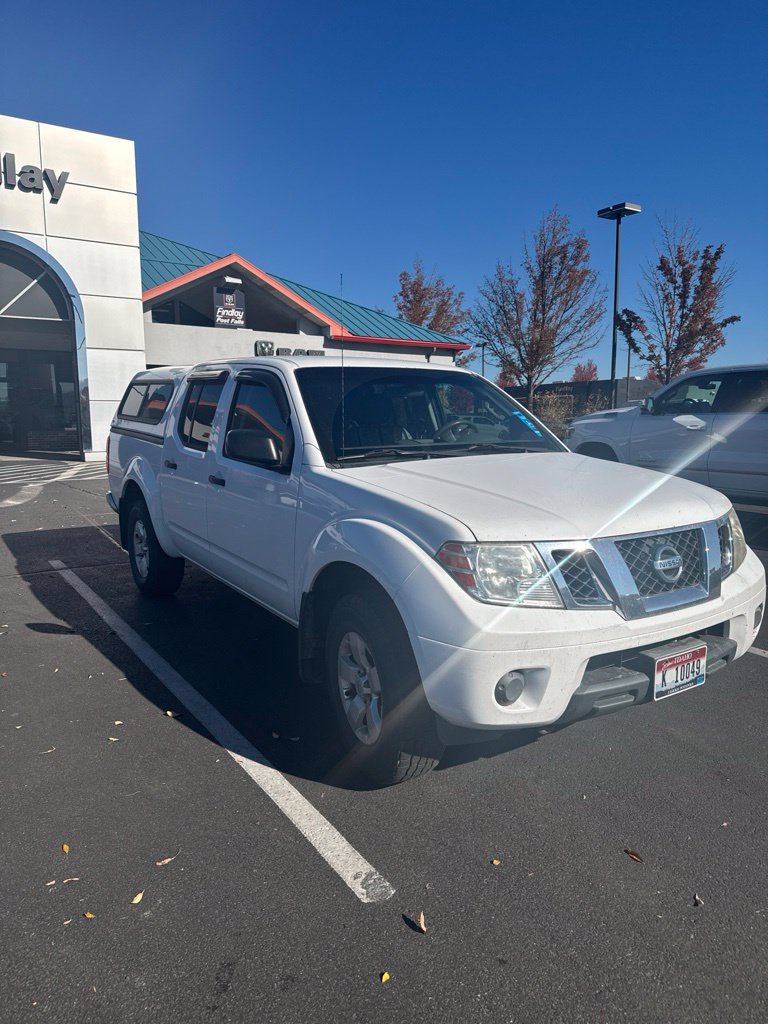 Used 2012 Nissan Frontier SV AWD/4WD image 3