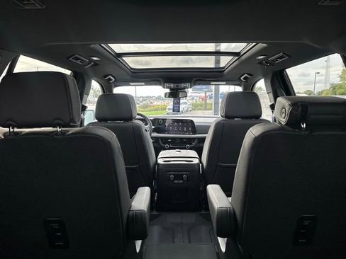 New 2025 Chevrolet Tahoe Premier w/ Sun And Tow Package AWD/4WD image 22
