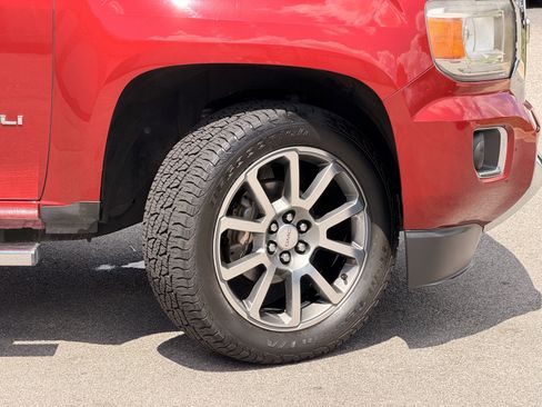 Used 2018 GMC Canyon Denali AWD/4WD image 5
