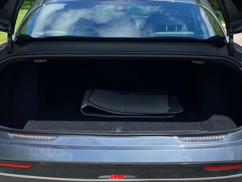 Used 2024 Lucid Air Pure RWD image 11