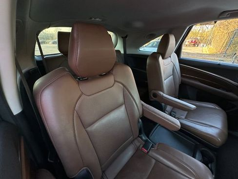 Used 2019 Acura MDX FWD w/ Tech & Entertainment image 39