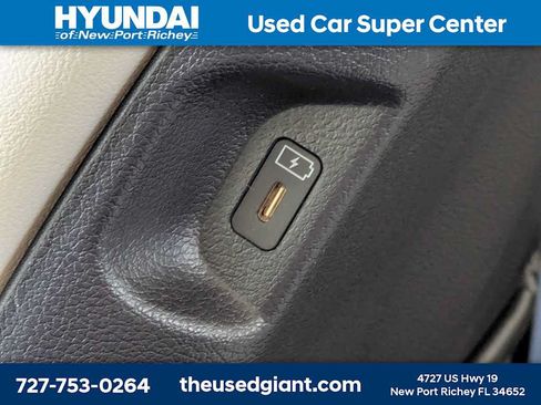 Used 2023 Hyundai Palisade Calligraphy FWD image 19