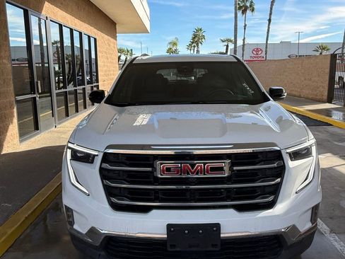 Certified 2024 GMC Acadia Elevation image 4