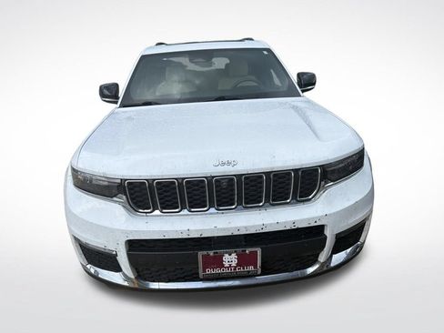 Used 2023 Jeep Grand Cherokee L Limited w/ Luxury Tech Group II RWD image 3