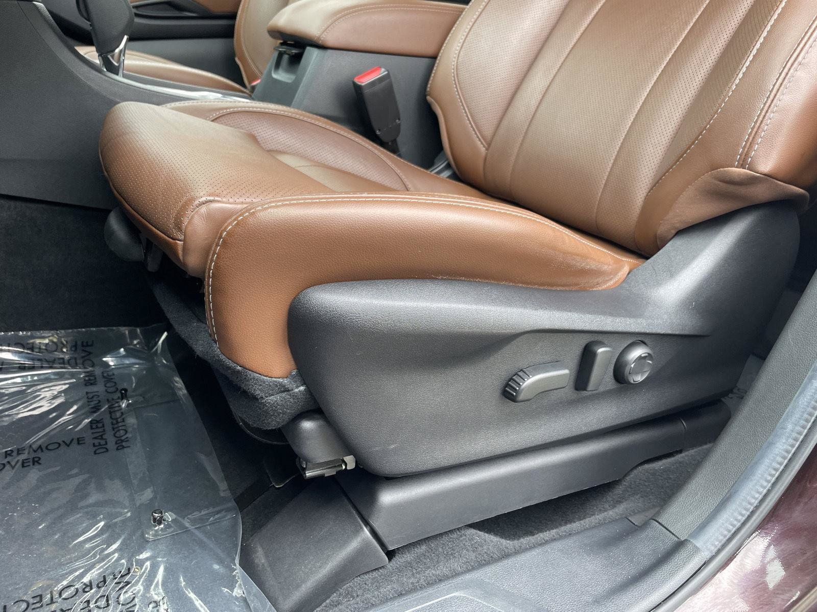 Used 2024 Subaru Ascent Touring AWD/4WD image 12