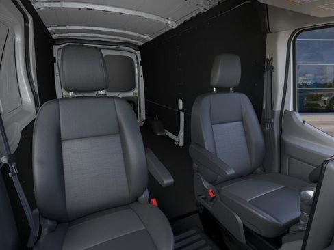 New 2026 Ford Transit 250 148 Medium Roof RWD image 10