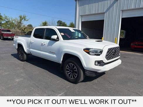 Used 2023 Toyota Tacoma TRD Sport AWD/4WD image 1