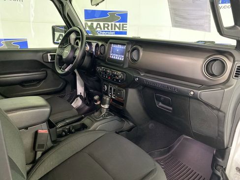 Used 2020 Jeep Wrangler Sport AWD/4WD image 31