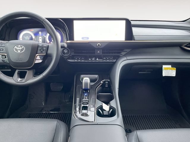 Used 2026 Toyota Crown AWD/4WD image 11
