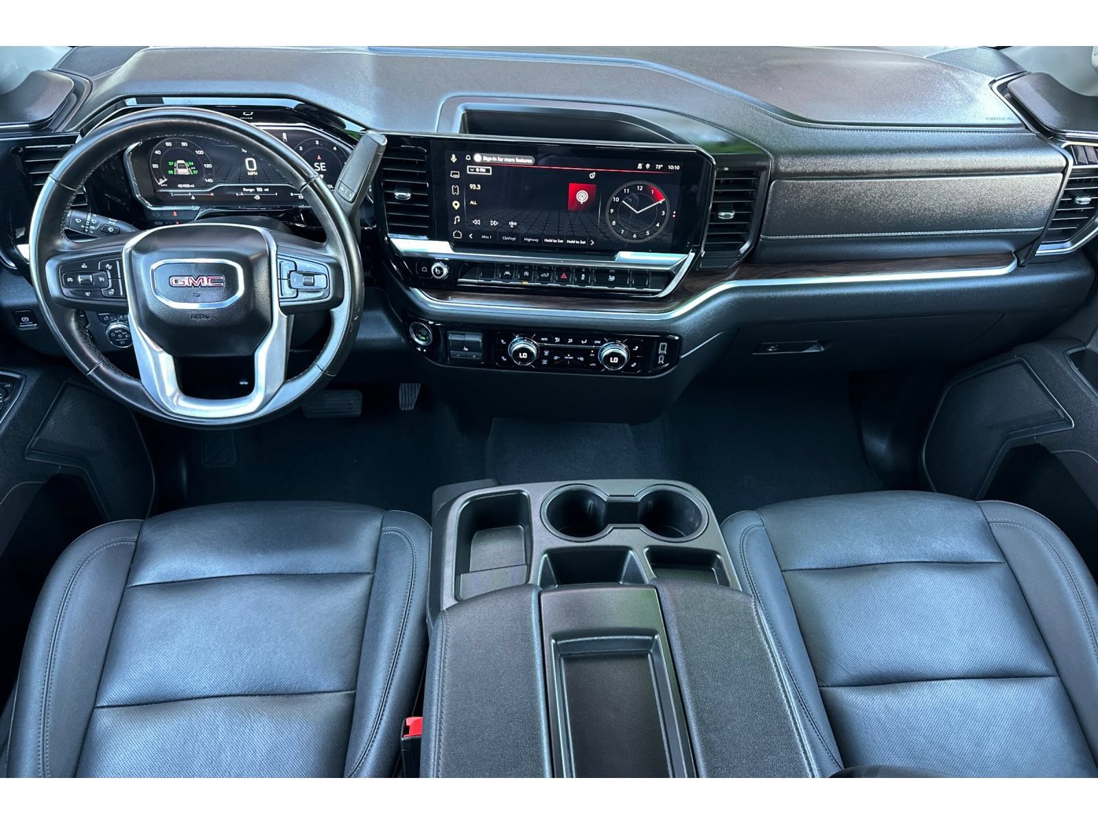 Used 2025 GMC Sierra 1500 SLT AWD/4WD image 15