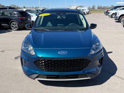 Used 2020 Ford Escape SE Sport image 39