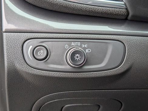 Used 2018 Buick Encore Preferred AWD/4WD image 20