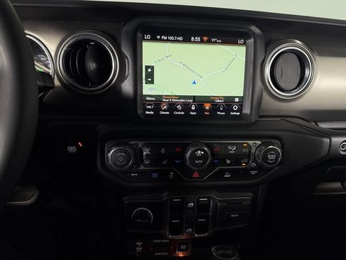Used 2023 Jeep Wrangler Unlimited Rubicon 4xe w/ Cold Weather Group AWD/4WD image 17