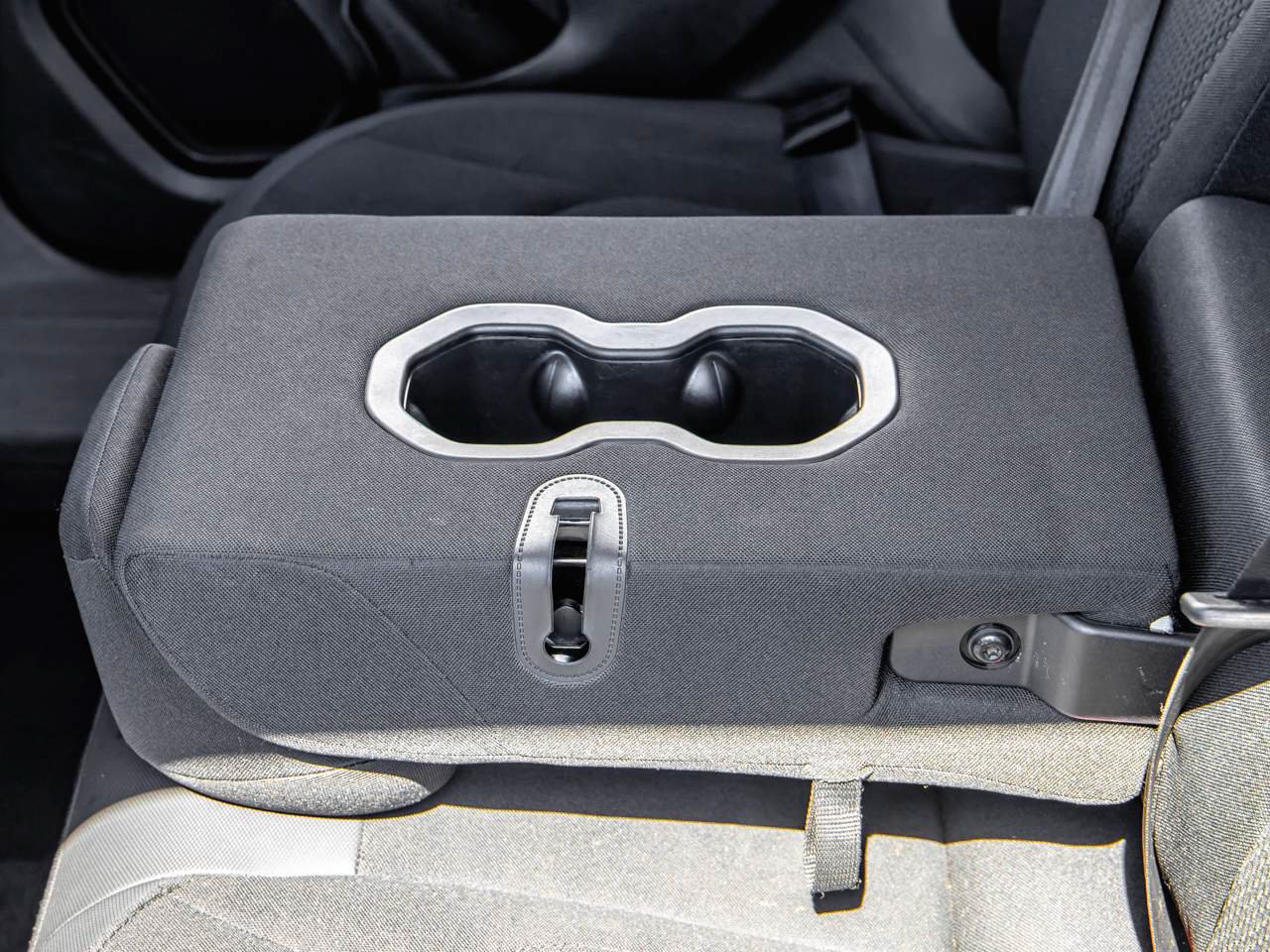 Used 2020 Jeep Renegade Altitude FWD image 19