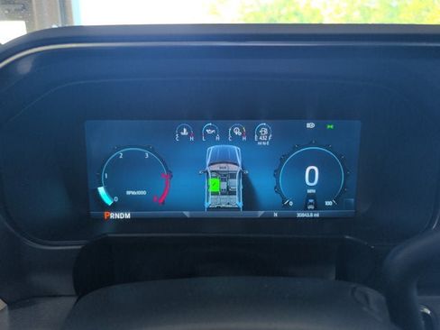 Used 2025 Ford F350 Platinum w/ Platinum Plus Package AWD/4WD image 9